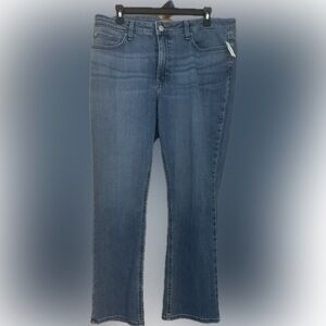 Women’s Straight Leg, Relaxed, Mid-rise Lee Jeans Size 16R